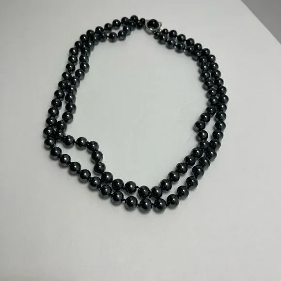 Vintage necklace double strand black glass beans - Picture 7 of 11